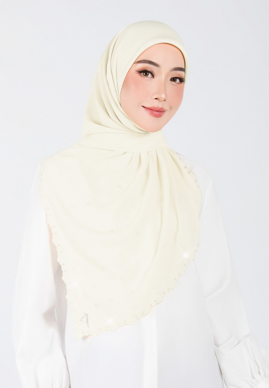 SQ ELYROSE PLAIN EMBROIDERY DIAMOND
