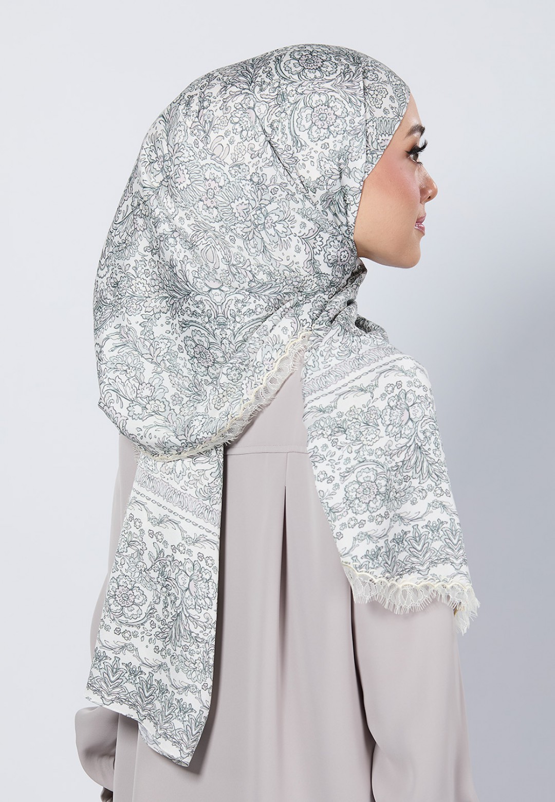 SHAWL THEIA PRINTED WITH LACE