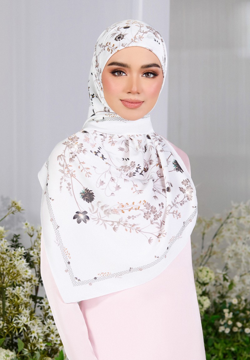 SQ BLOSSOM CASCADE PRINTED DIAMOND