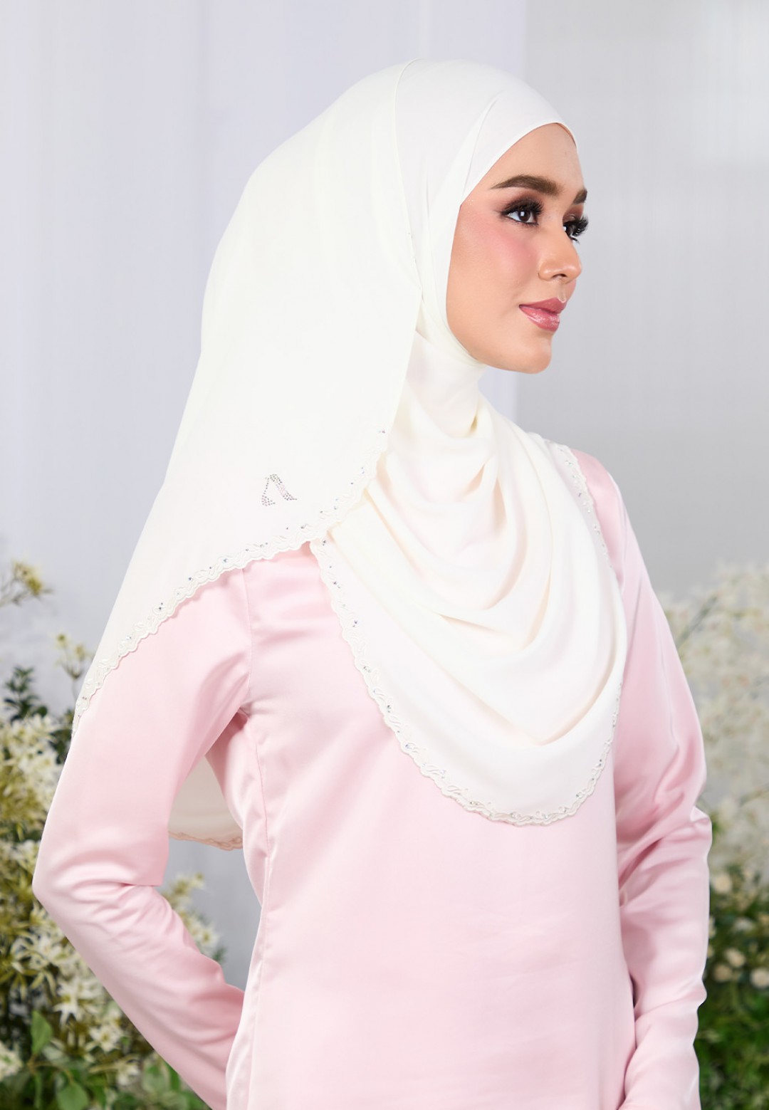 INSTANT ALISSA SEMI PLAIN EMBROIDERY