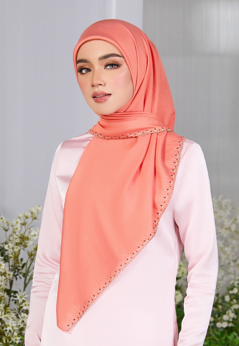 SQ POINTILLE PLAIN EMBROIDERY