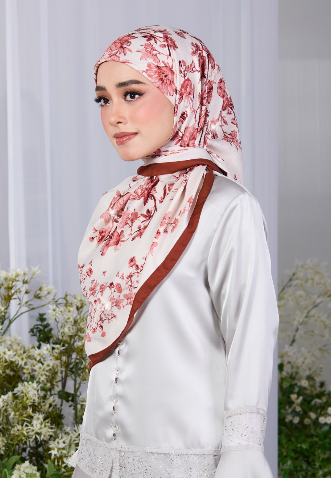 SQ SAMIRA TWILL PRINTED DIAMOND