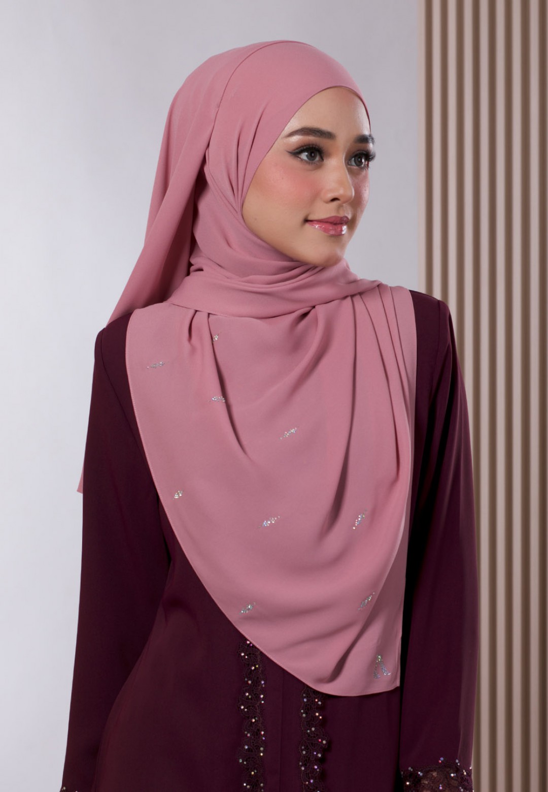 SHAWL WARDIYAH PLAIN DIAMOND 238