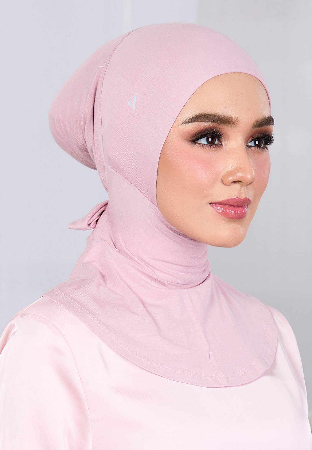 FITTED NECK TIE BACK INNER 79 (VOL III)