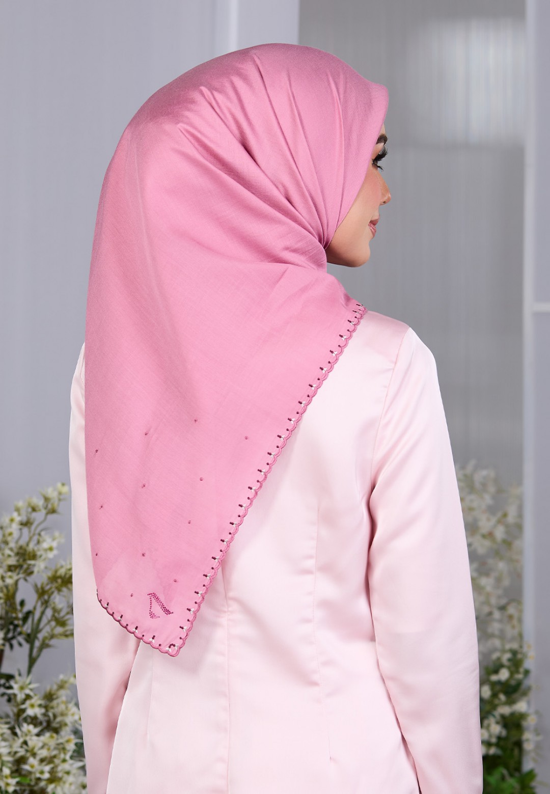 SQ POINTILLE PLAIN EMBROIDERY