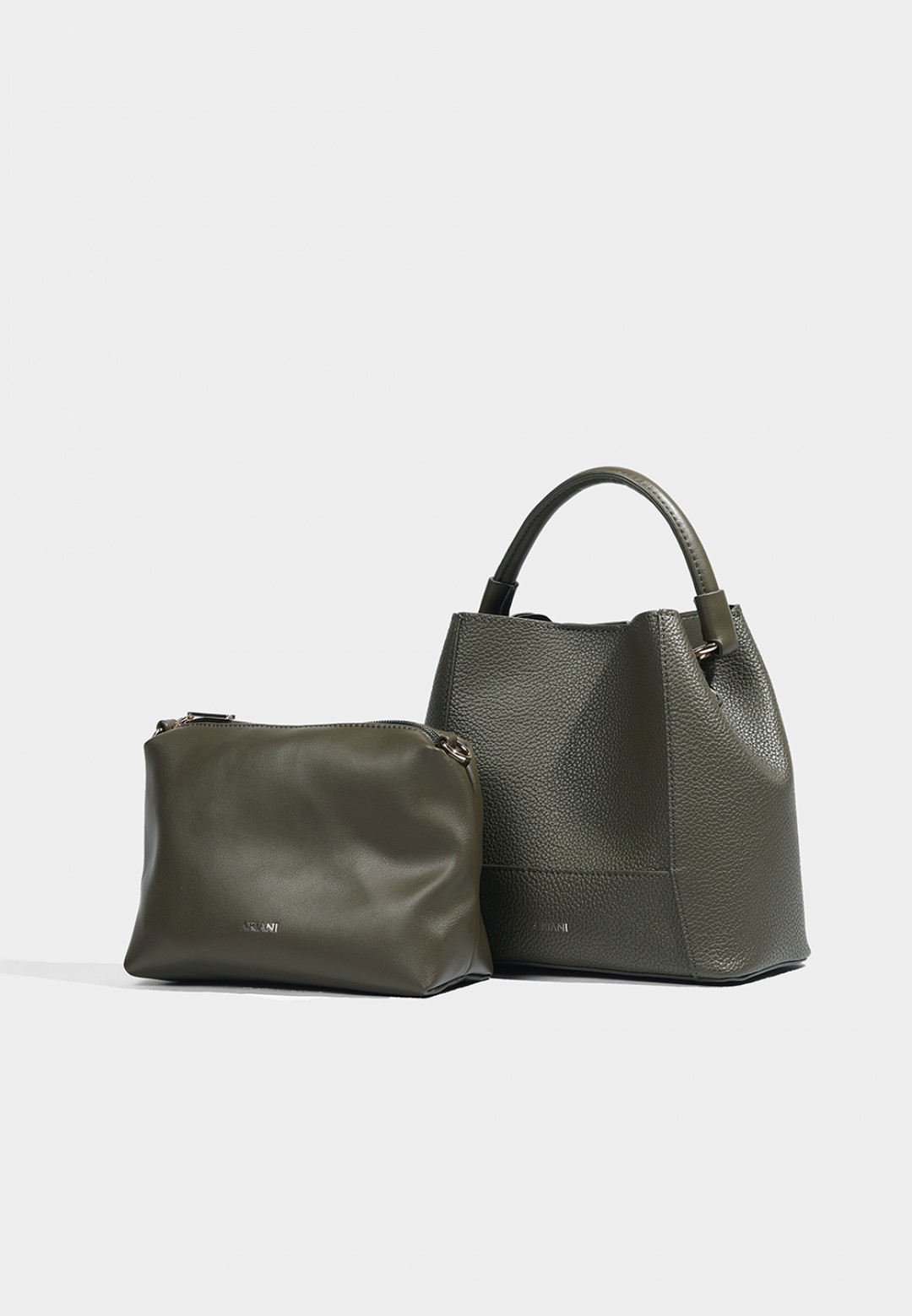 DAKOTA BUCKET BAG