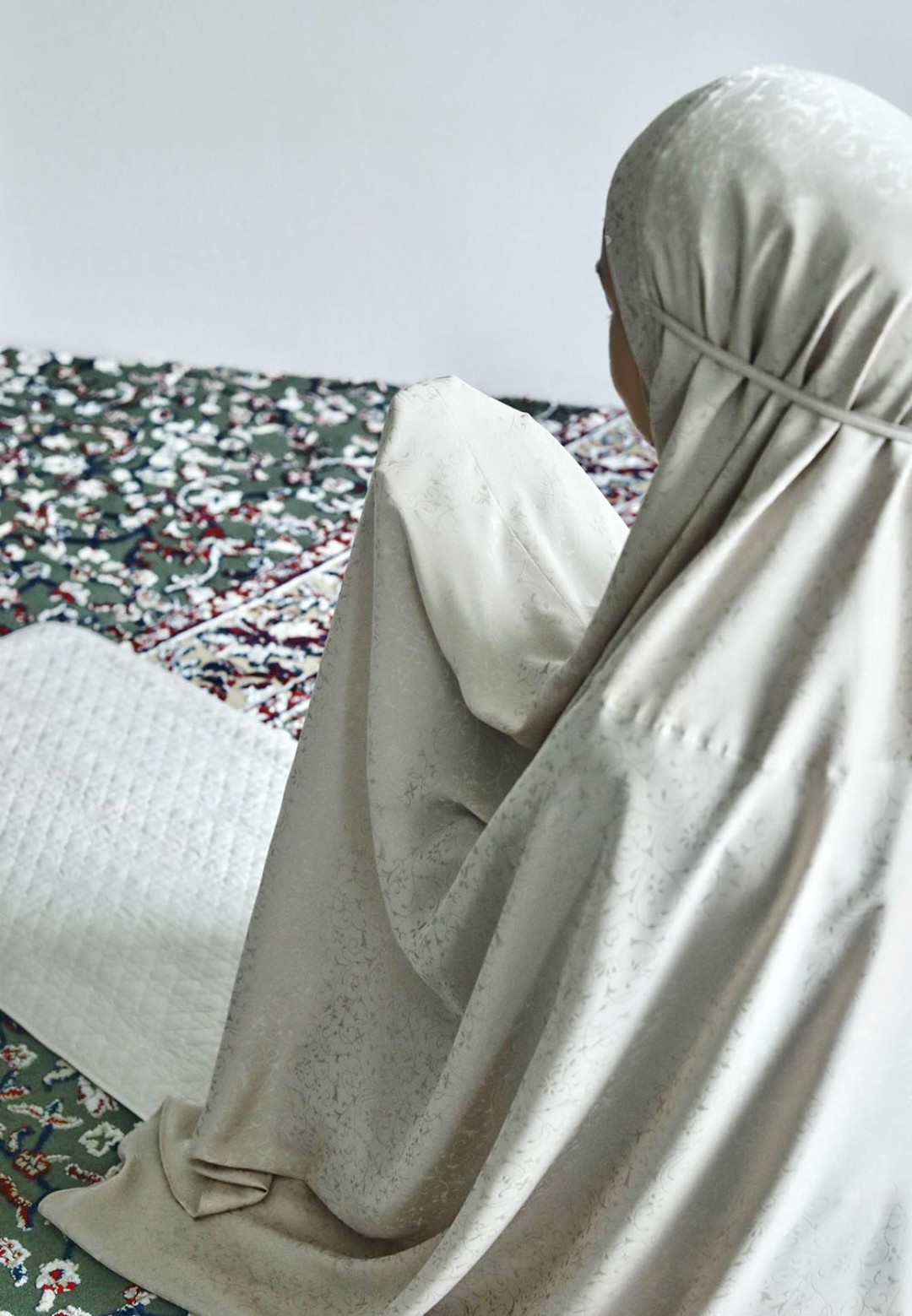 SAHAR MINI PRAYER MAT (MEDIUM)