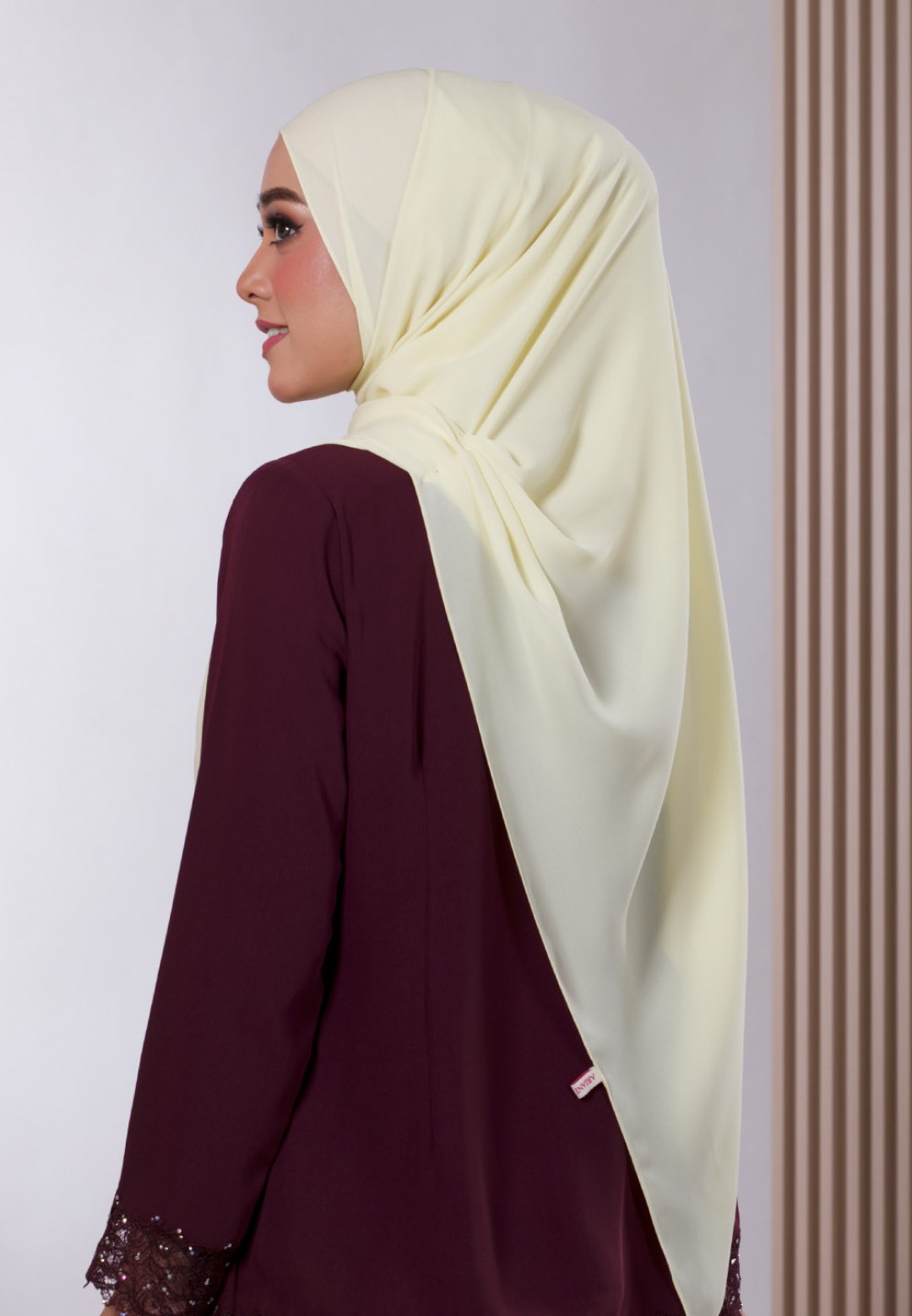 SHAWL WARDIYAH PLAIN DIAMOND 238