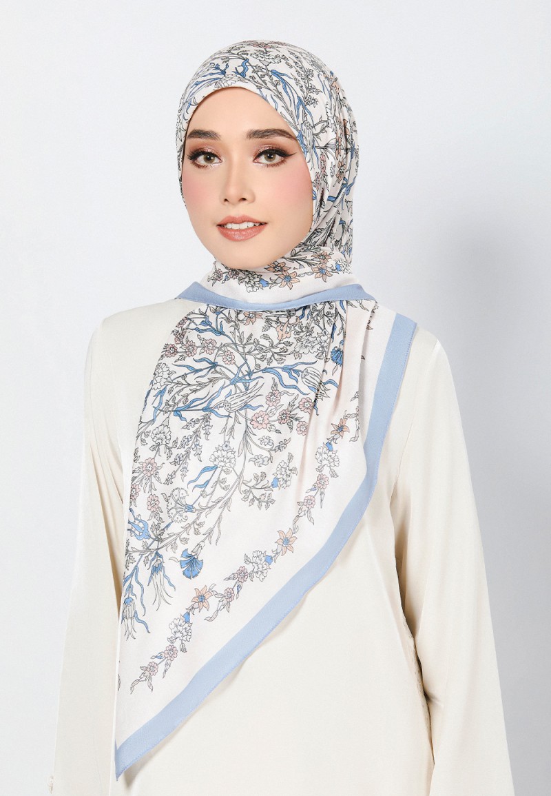 SQ AUBURN VOILE PRINTED