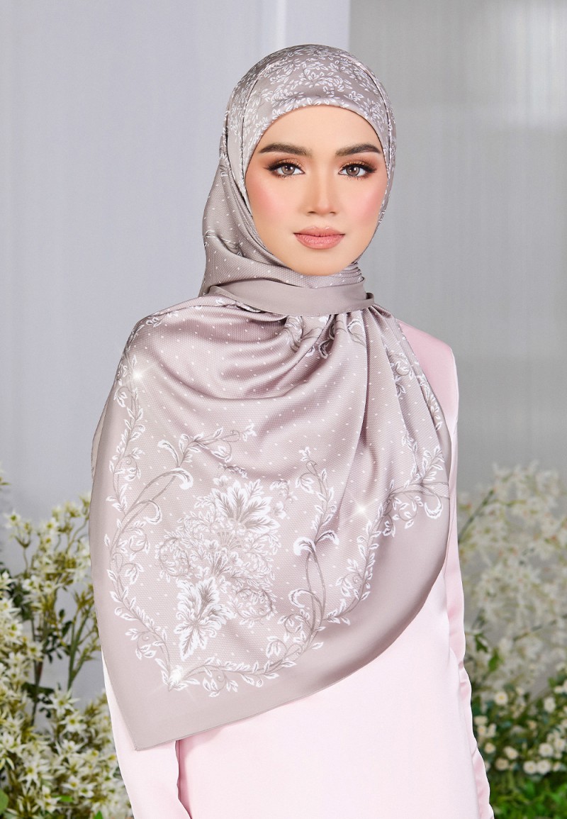 SQ FLORILUXE PRINTED DIAMOND
