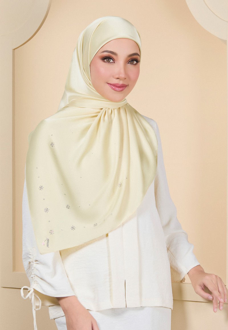 SQ GRACE FAYRA PLAIN DIAMOND