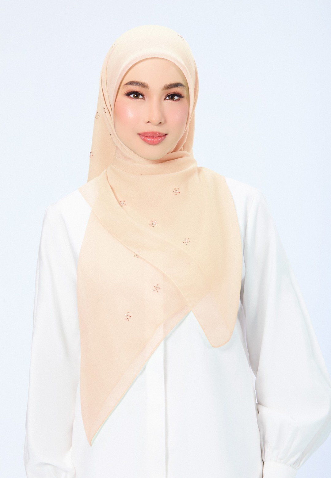 SQ FLORELLIS VOILE PLAIN DIAMOND