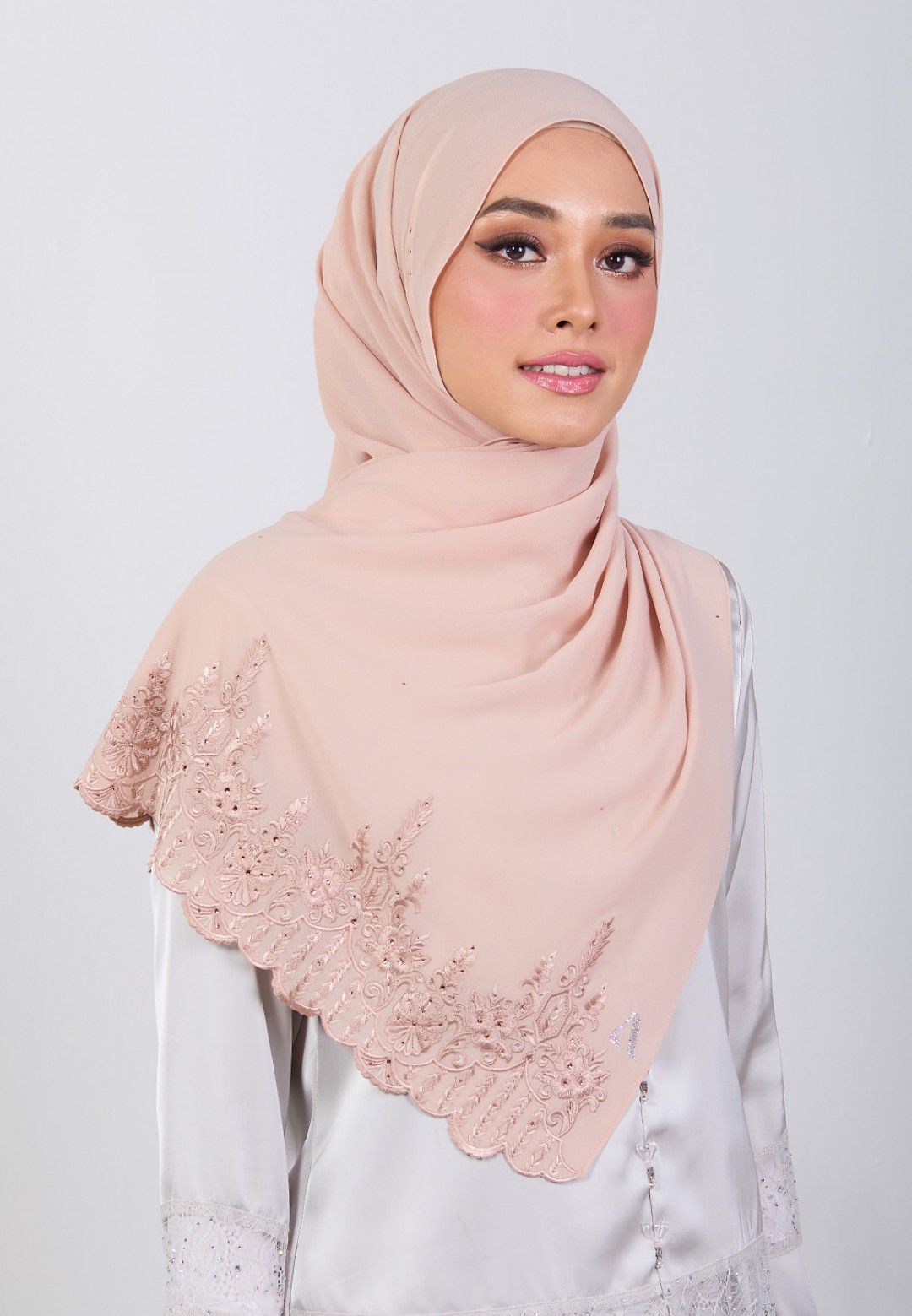 SHAWL MARHAYNE PLAIN EMBROIDERY DIAMOND