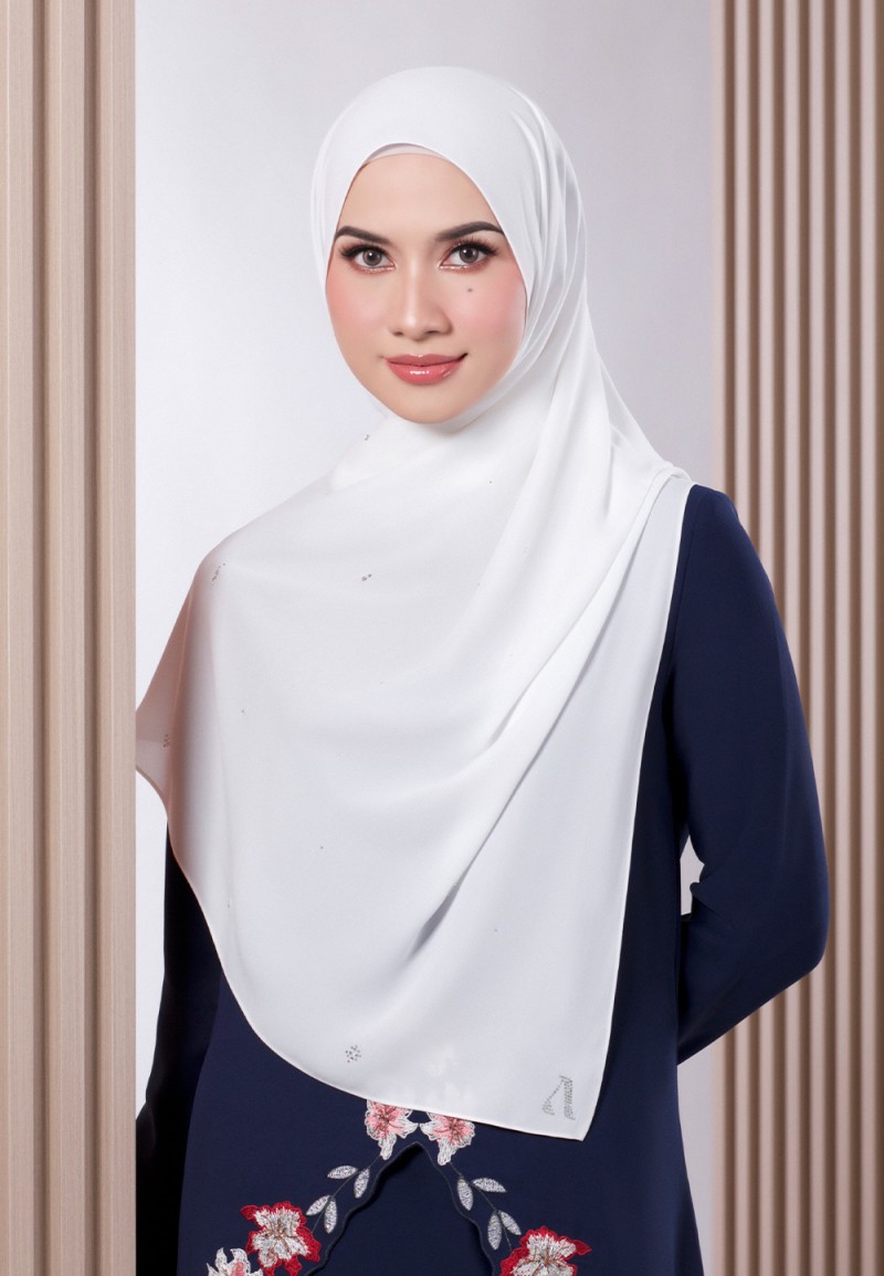 SHAWL WARDAH PLAIN DIAMOND 228