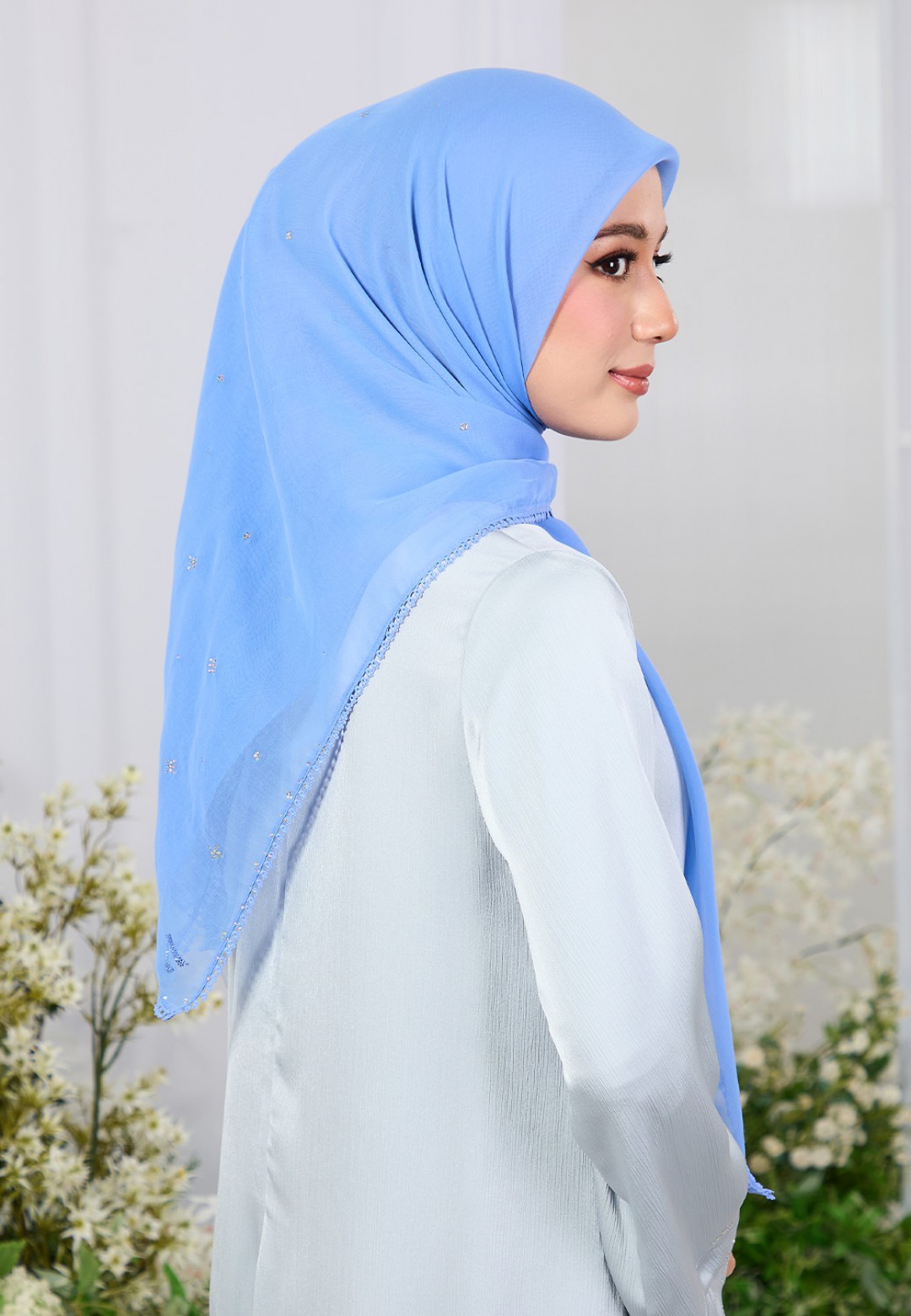 SQ ELVA BLUME VOILE LACE DIAMOND