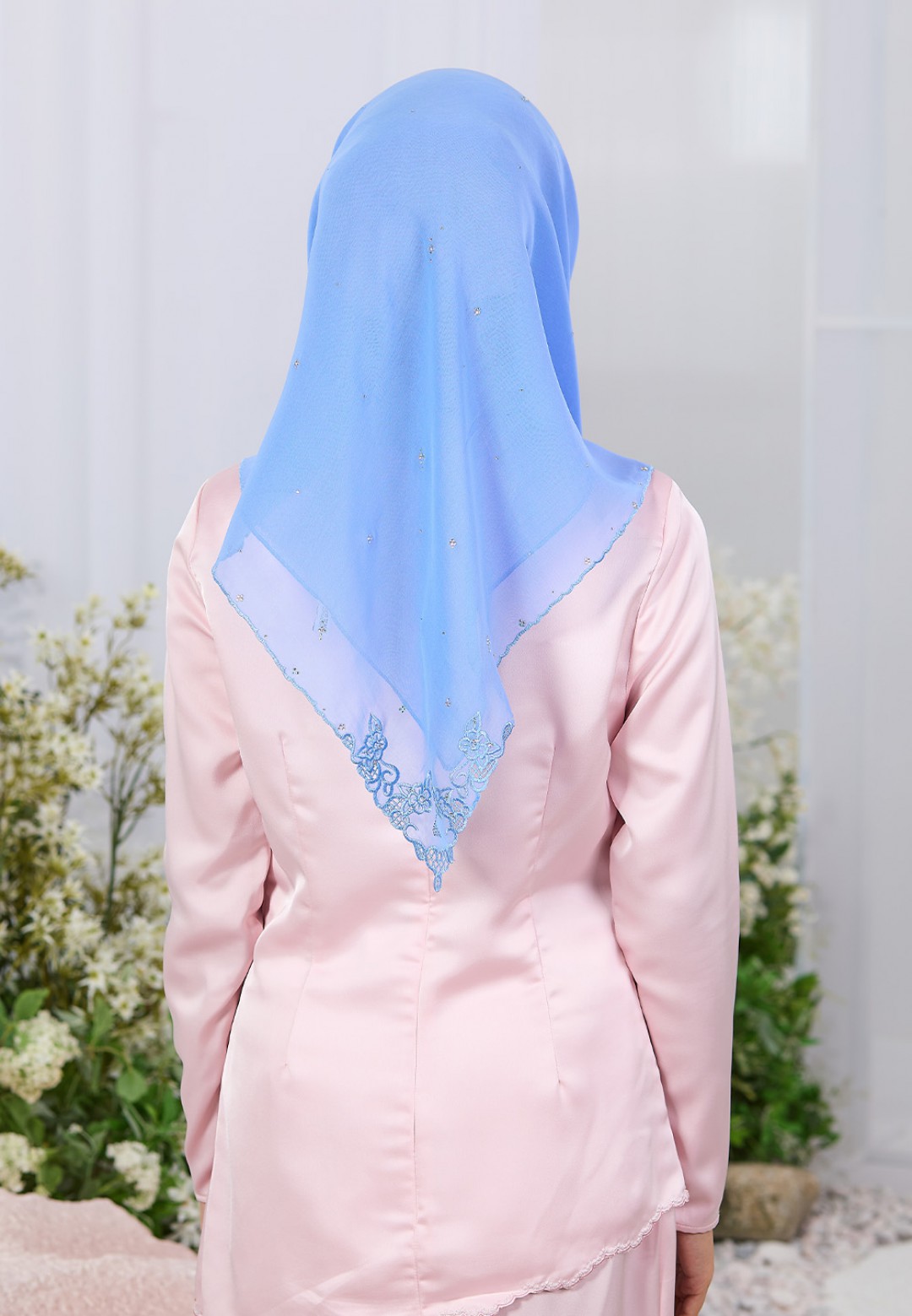 SQ VELOUR ROSE VOILE EMBROIDERY DIAMOND