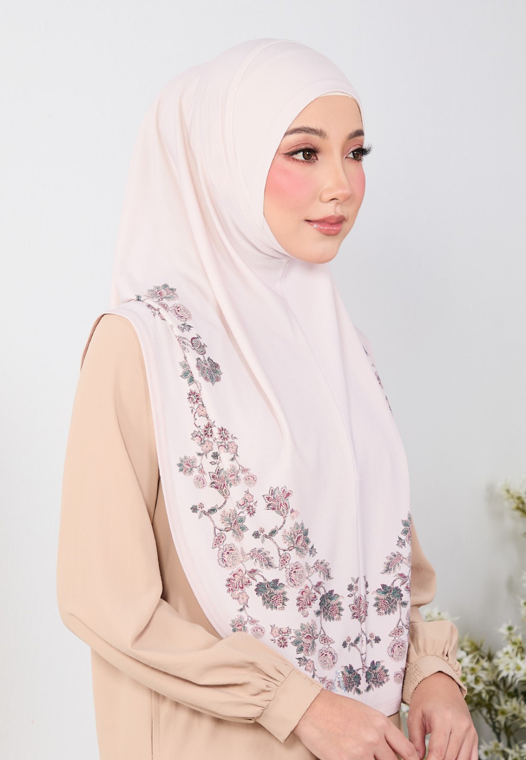 TIARA SARYNA PTD S/A LABUH