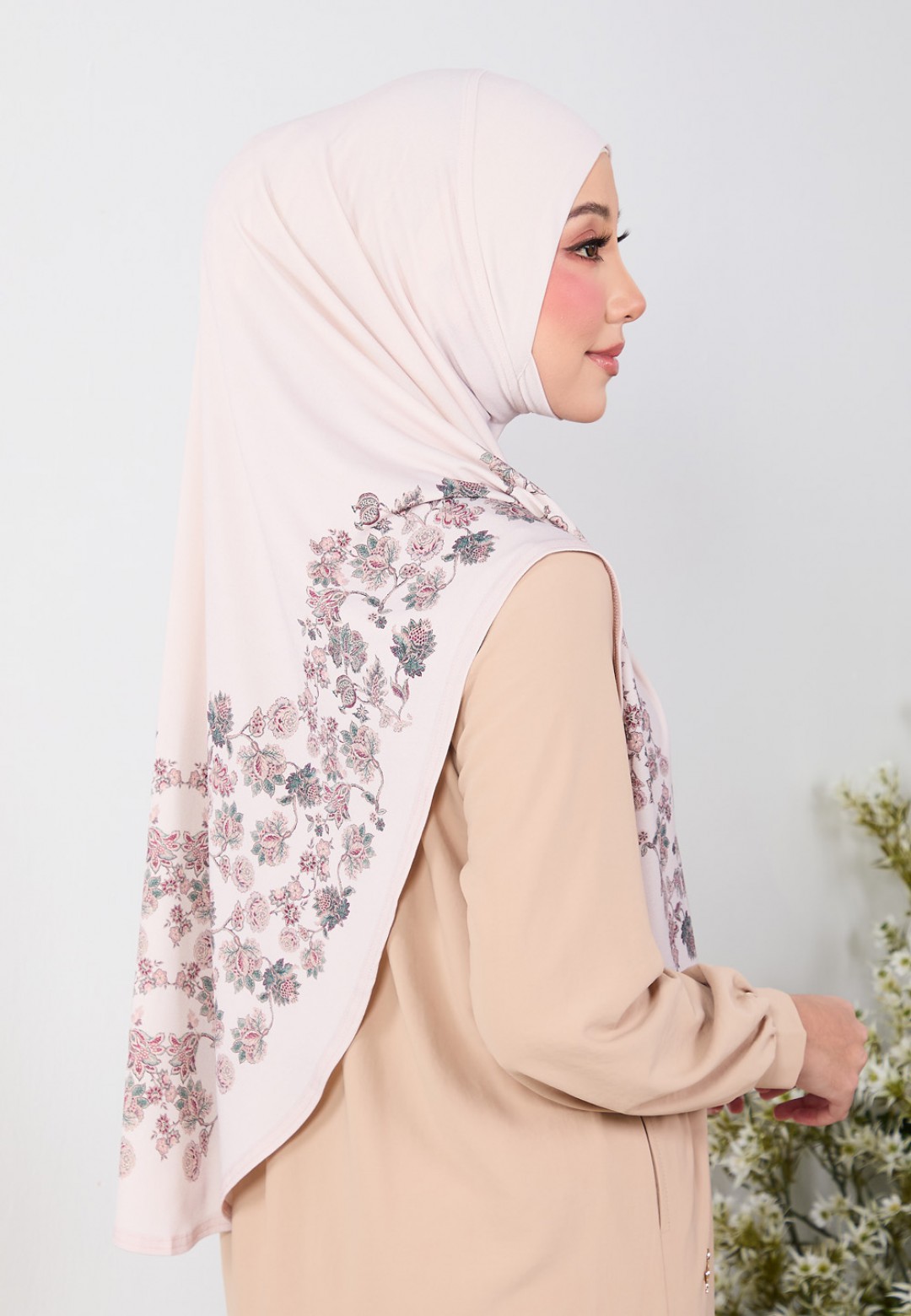 TIARA SARYNA PTD S/A LABUH