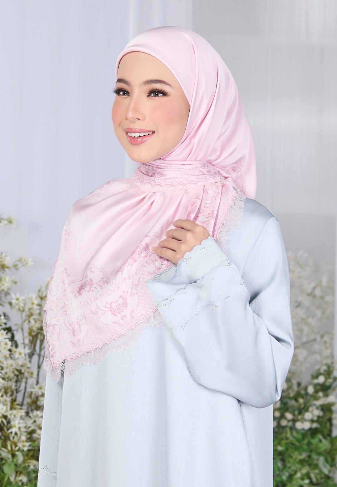 SQ WAYLA PRINTED WITH LACE