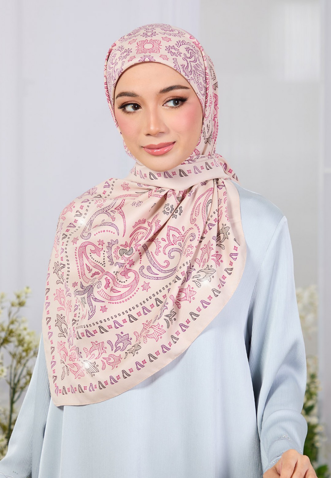 SQ LOANA TWILL PRINTED DIAMOND