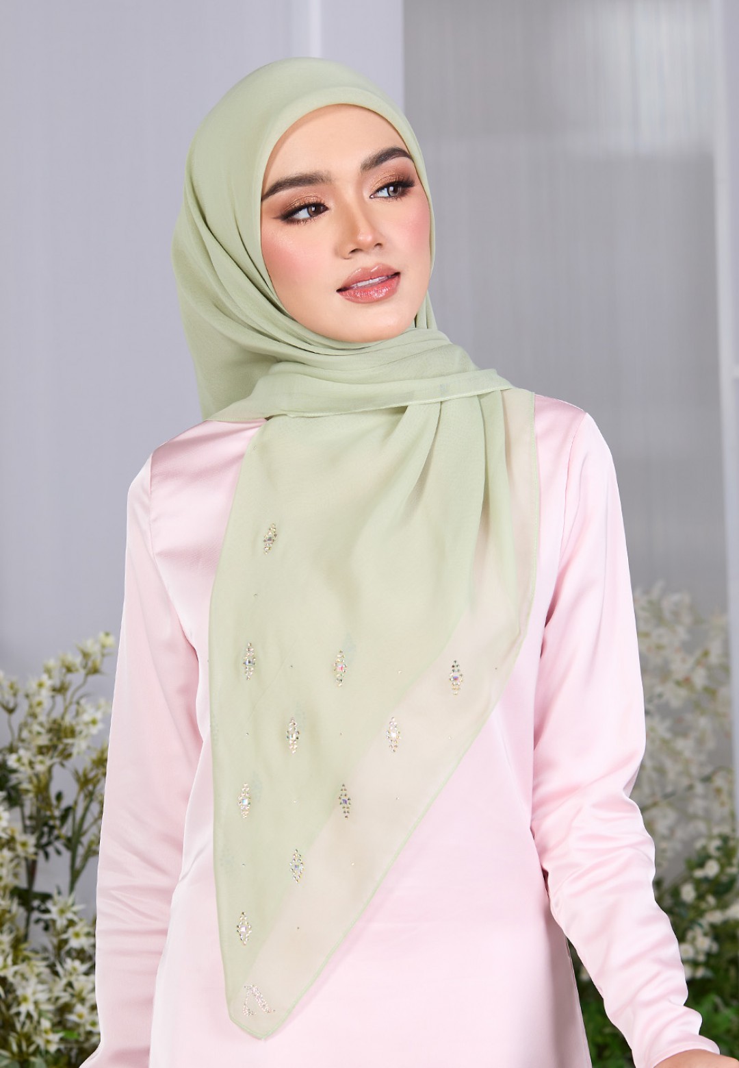 SQ DAZELLE VOILE PLAIN DIAMOND