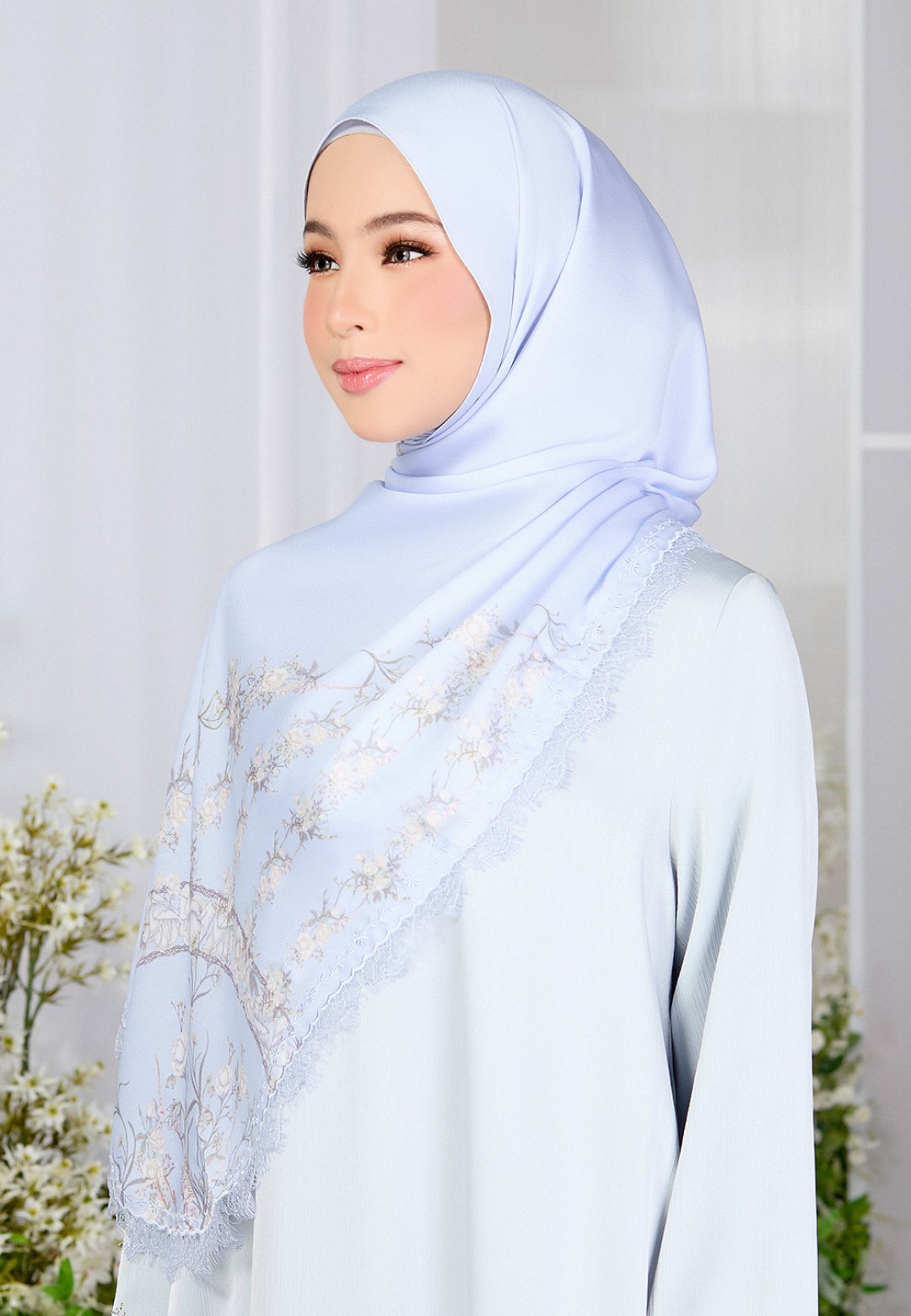 SHAWL AUBREY PTD WITH LACE
