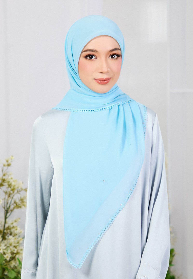 SQ ELVA BLUME VOILE LACE DIAMOND