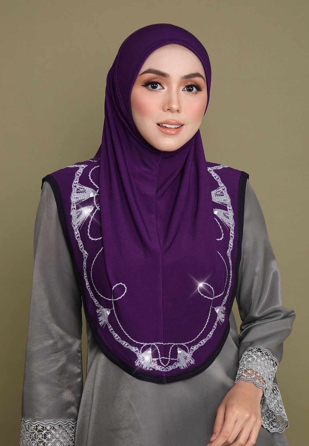 TIARA TWIN TASSEL STD PTD DIAMOND 345