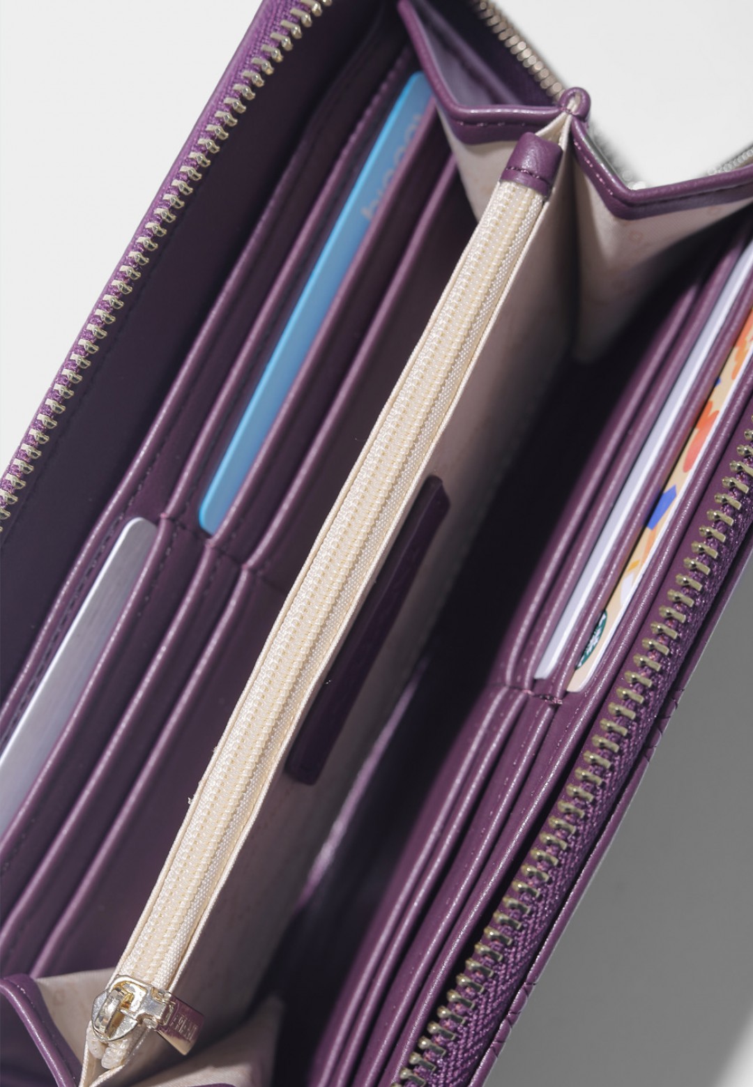 ICONIC LONG WALLET