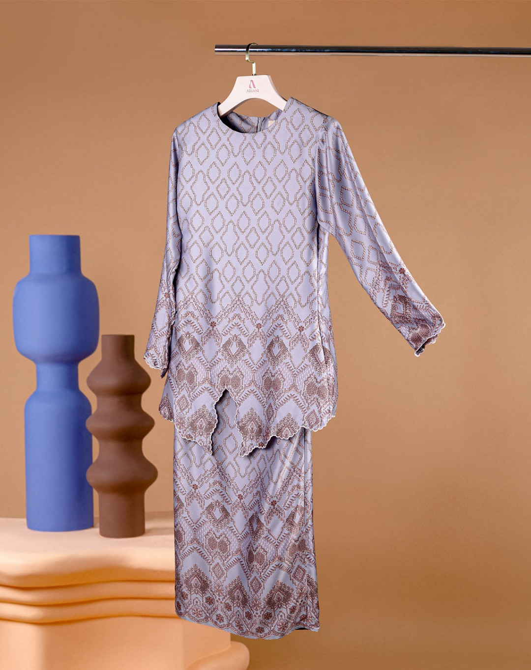 RAISHA BAJU KURUNG