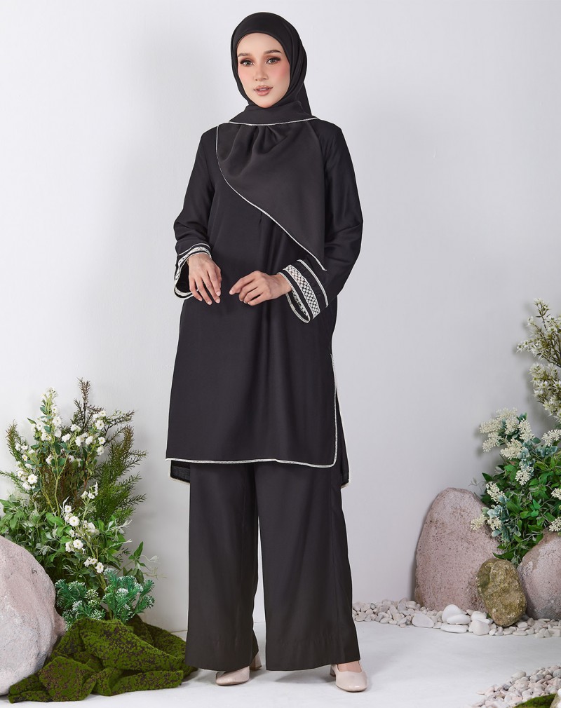 RASHA PANTSUIT