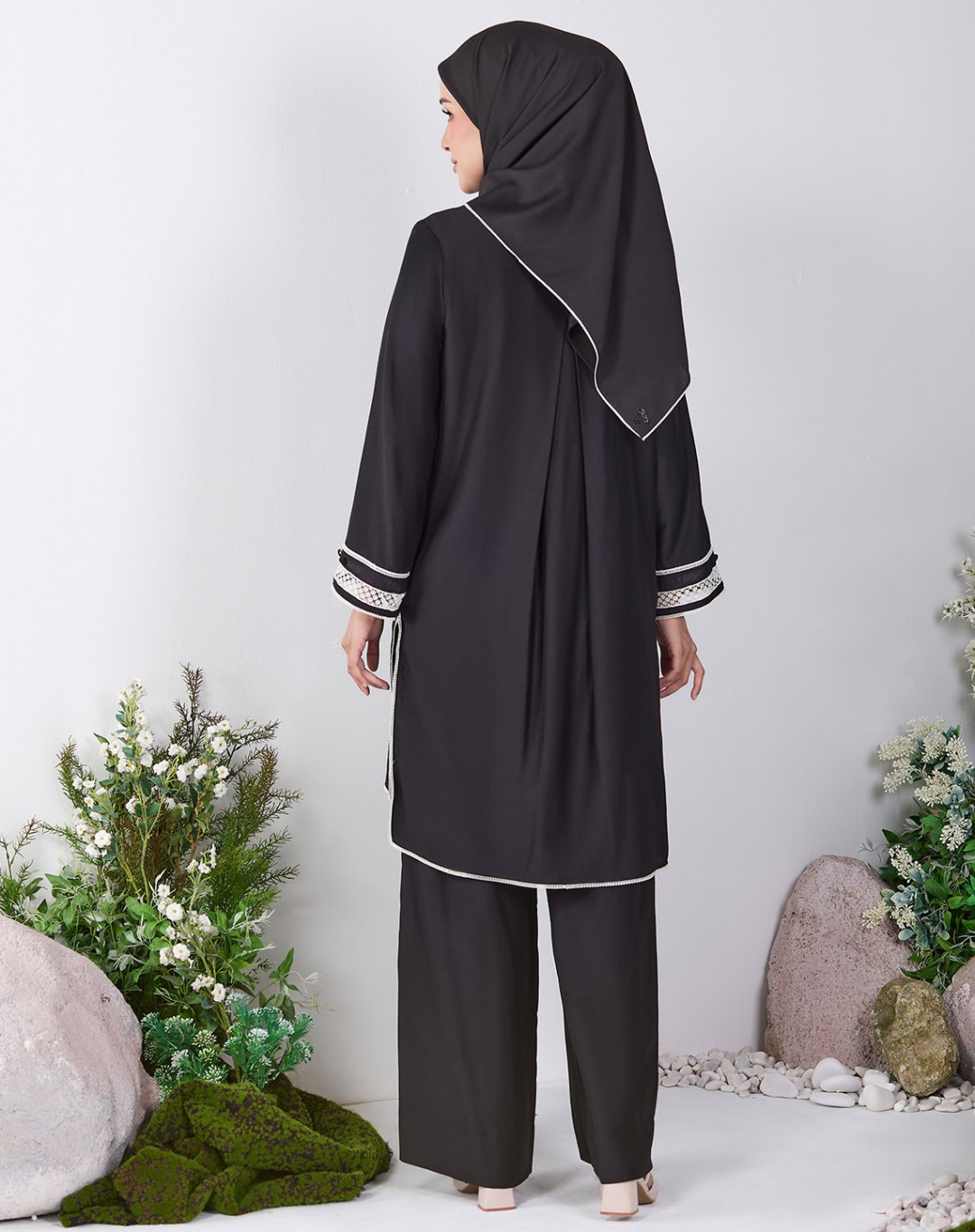 RASHA PANTSUIT