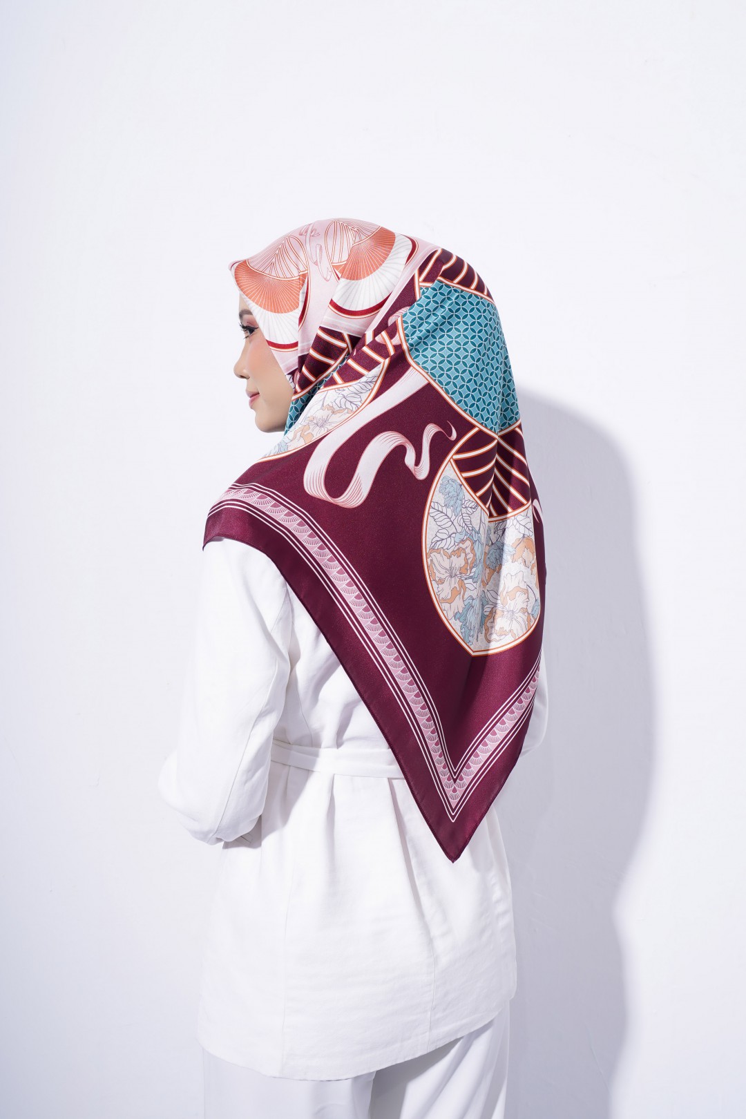 SQUARE RAYANA PRINTED