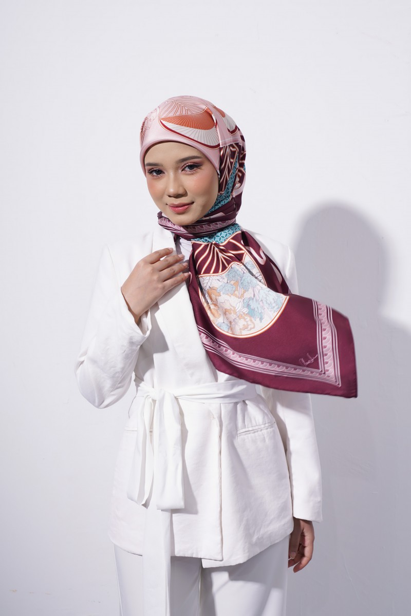SQUARE RAYANA PRINTED