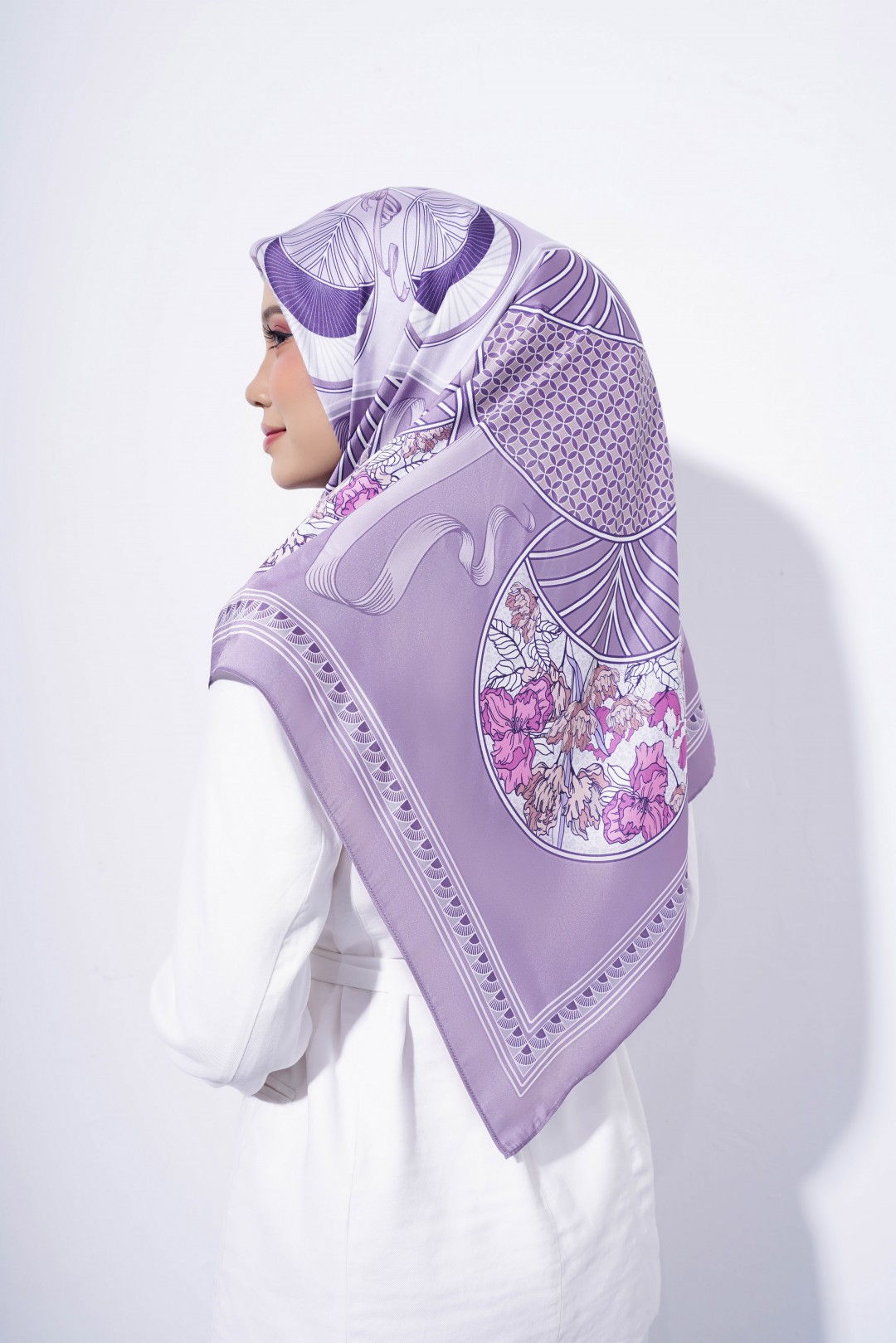 SQUARE RAYANA PRINTED