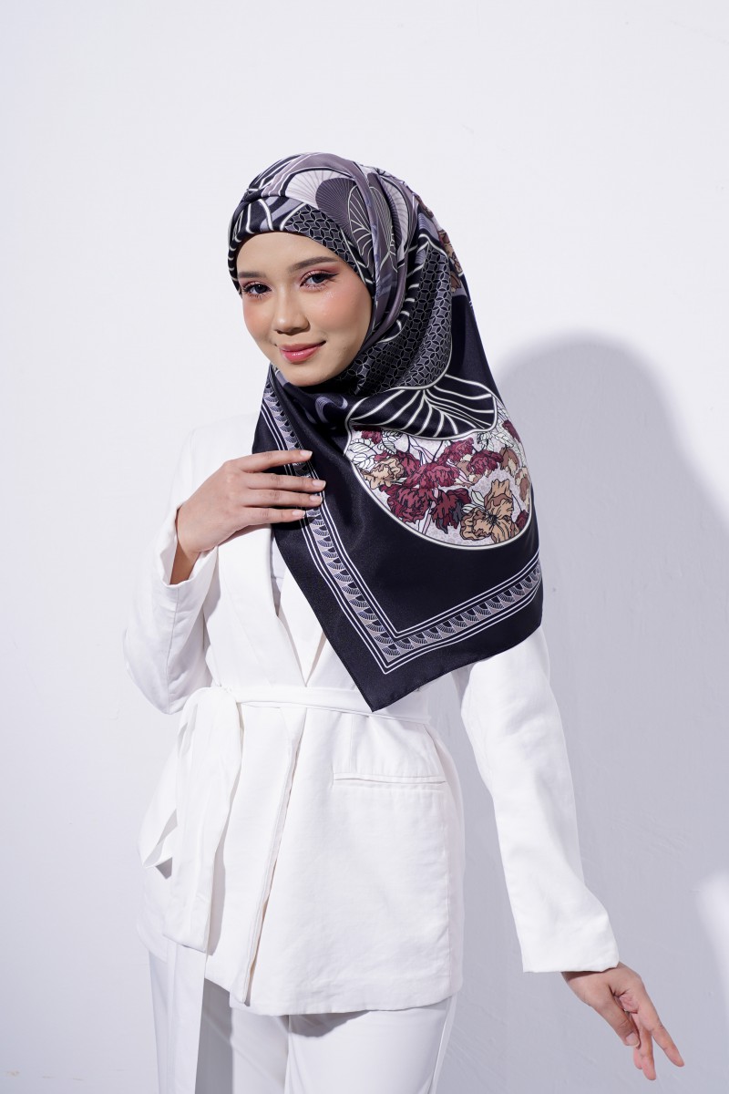SQUARE RAYANA PRINTED