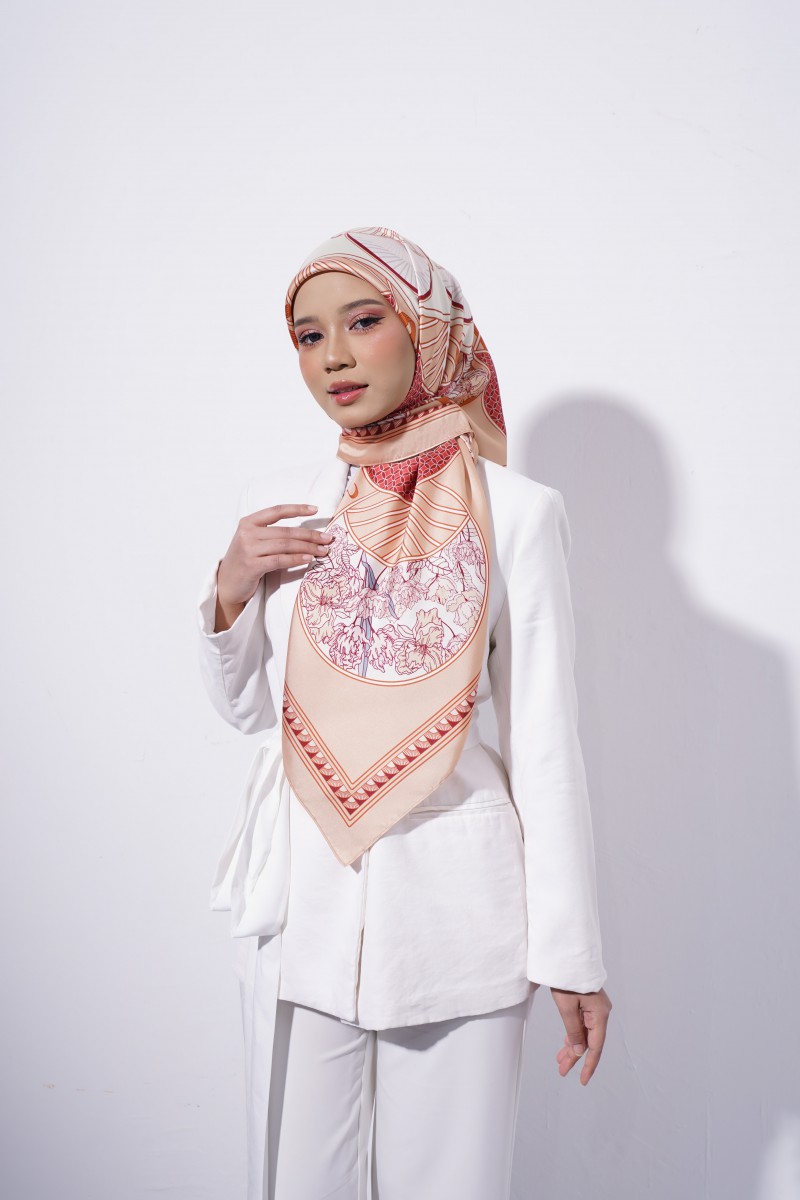 SQUARE RAYANA PRINTED