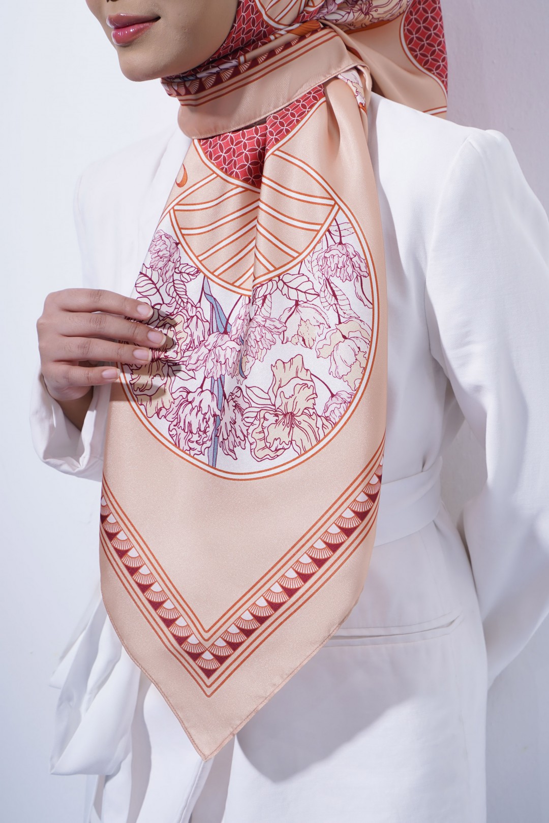 SQUARE RAYANA PRINTED