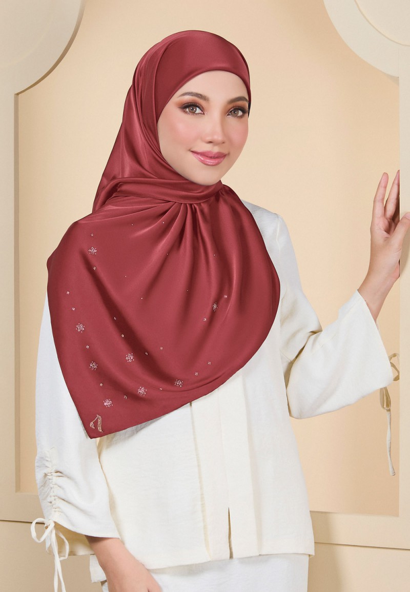 SQ GRACE FAYRA PLAIN DIAMOND