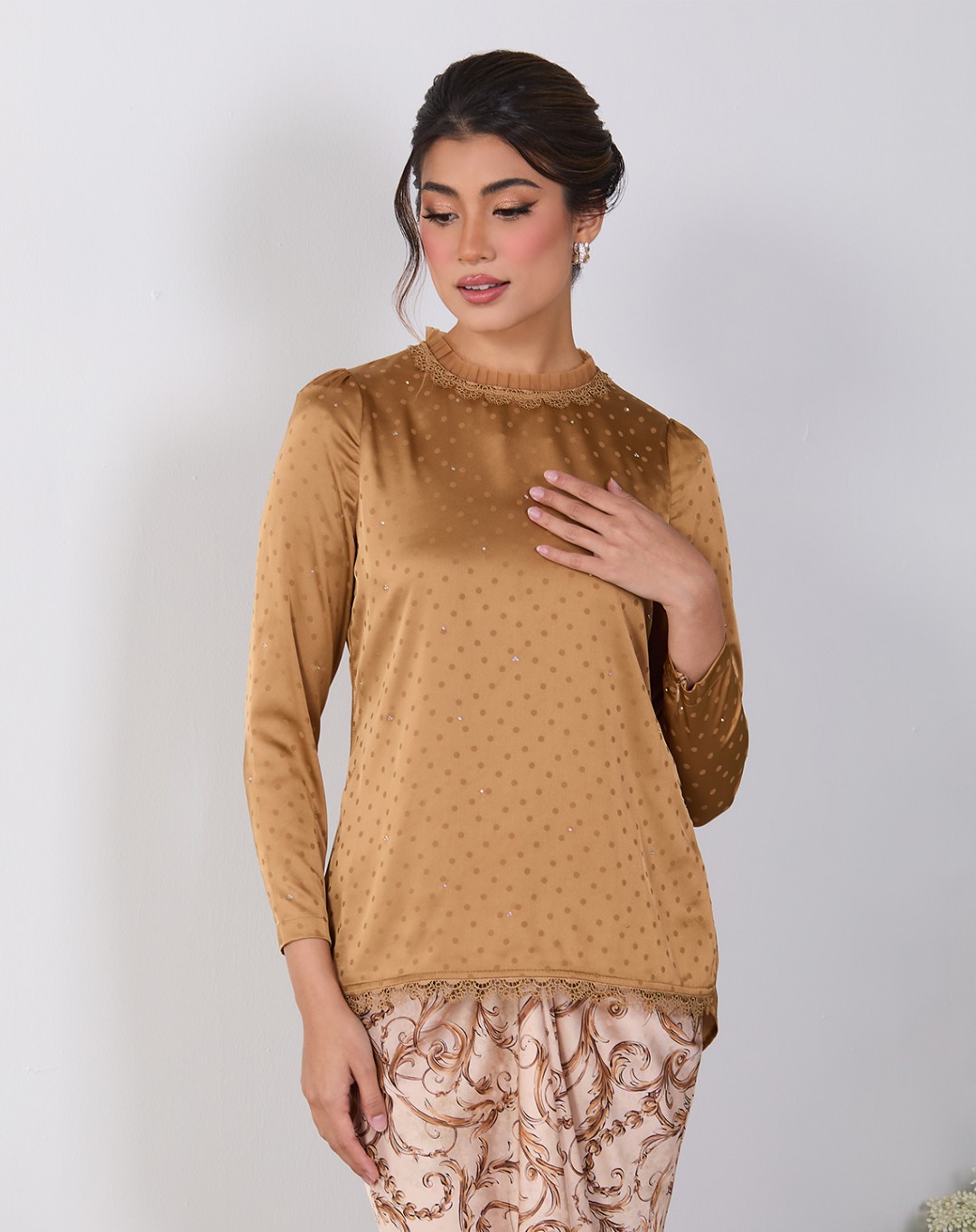 REHENNA BAJU KURUNG