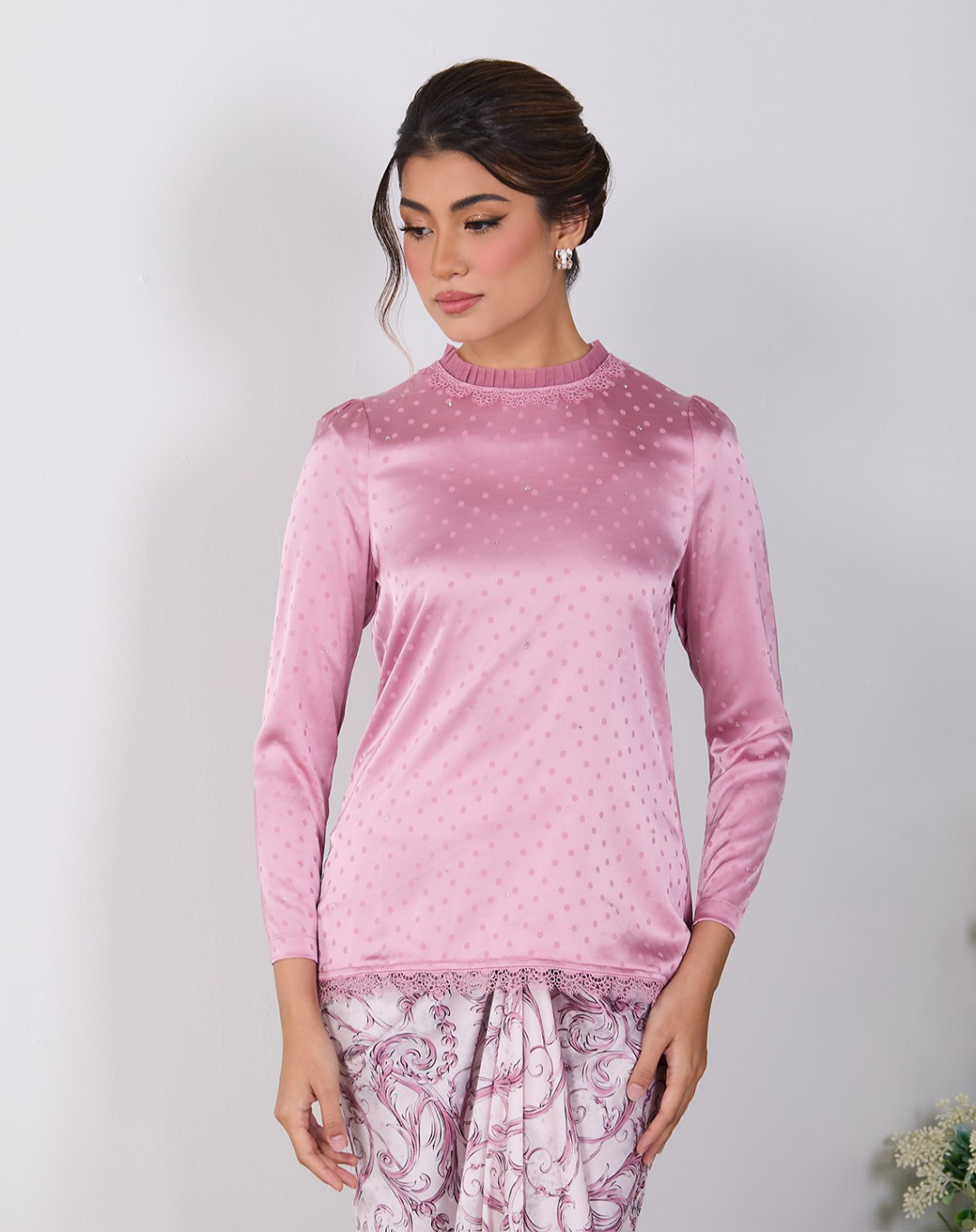 REHENNA BAJU KURUNG