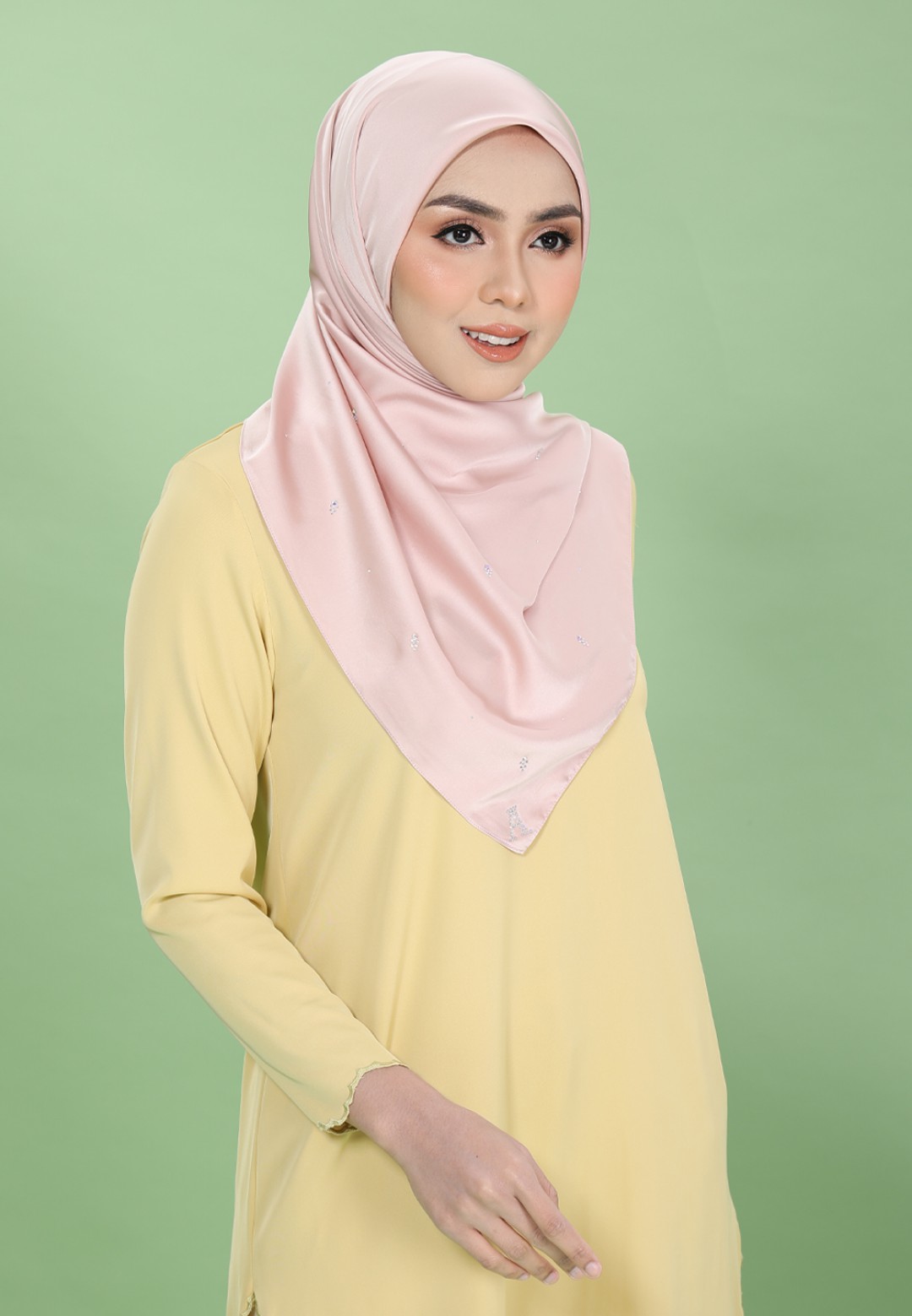 SQ RAZZLE PLAIN DIAMOND 219