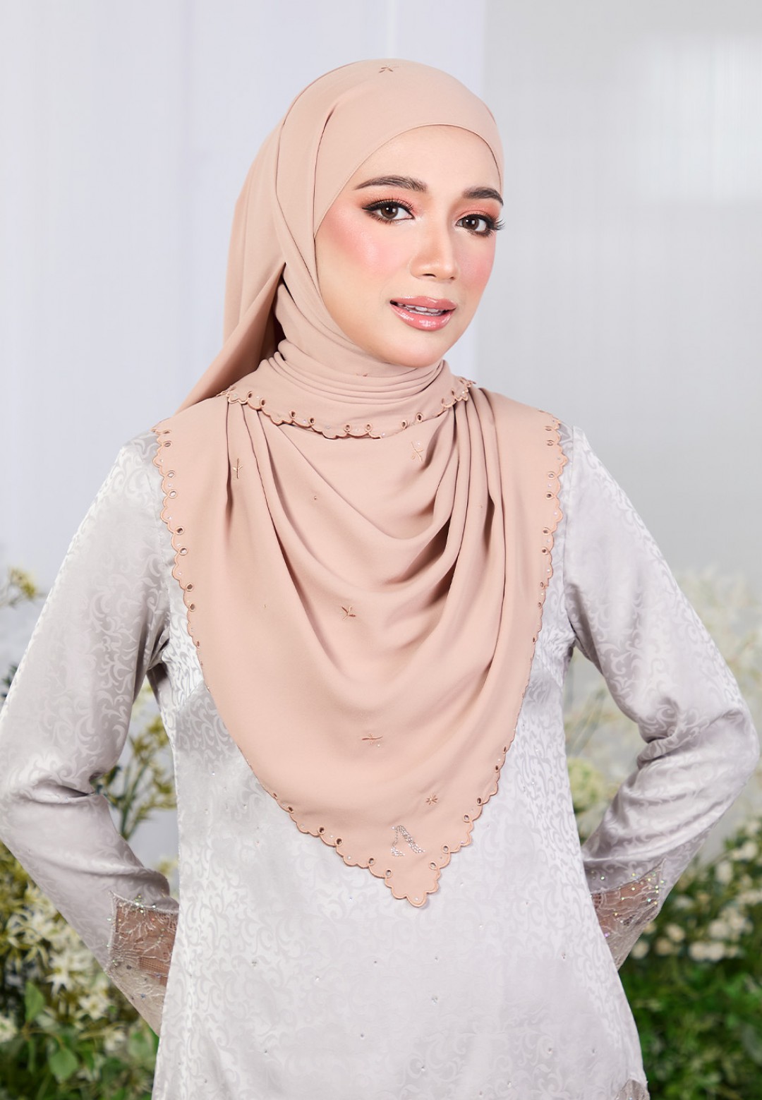 SHAWL ZARRA PLAIN EMBROIDERY