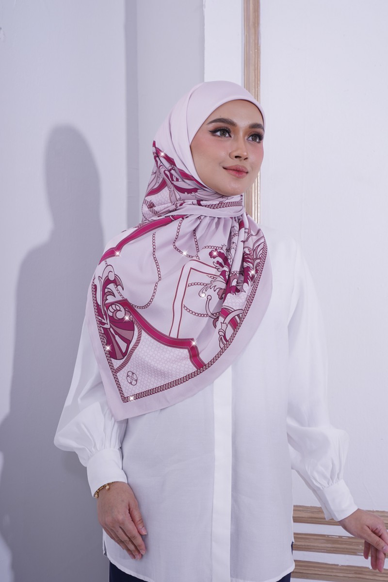 SQ ROSIE PRINTED DIAMOND