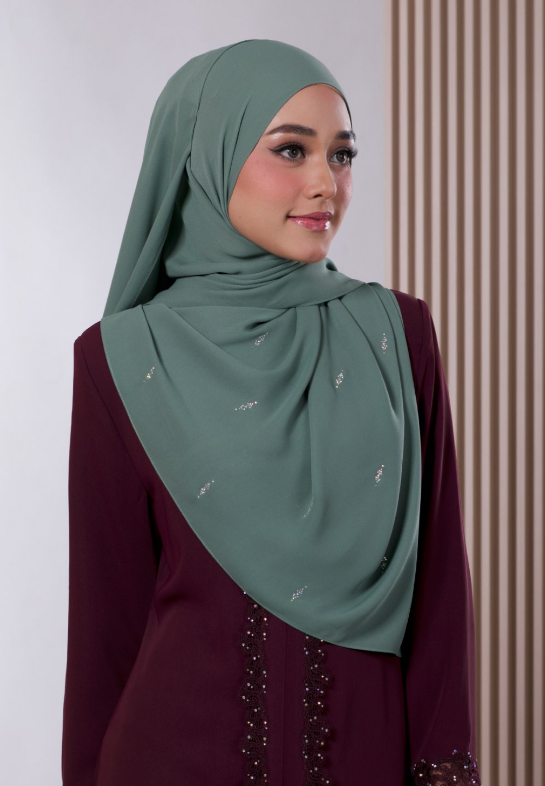 SHAWL WARDIYAH PLAIN DIAMOND 238