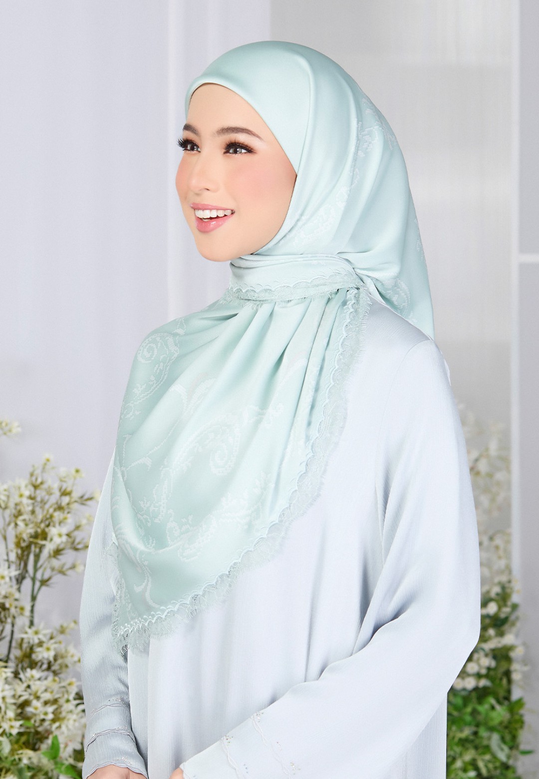 SQ ADELLA PRINTED WITH LACE