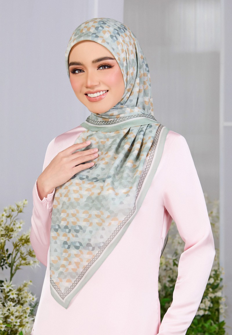 SQ DREAMY GLAZE VOILE PTD