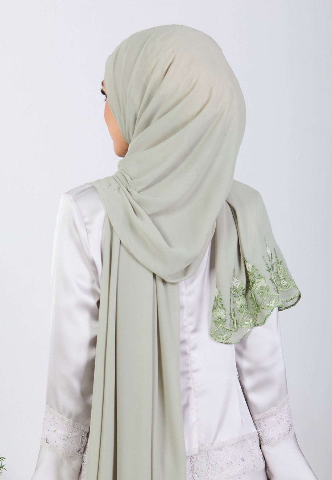 SHAWL NABIELAH PLAIN EMBROIDERY DIAMOND