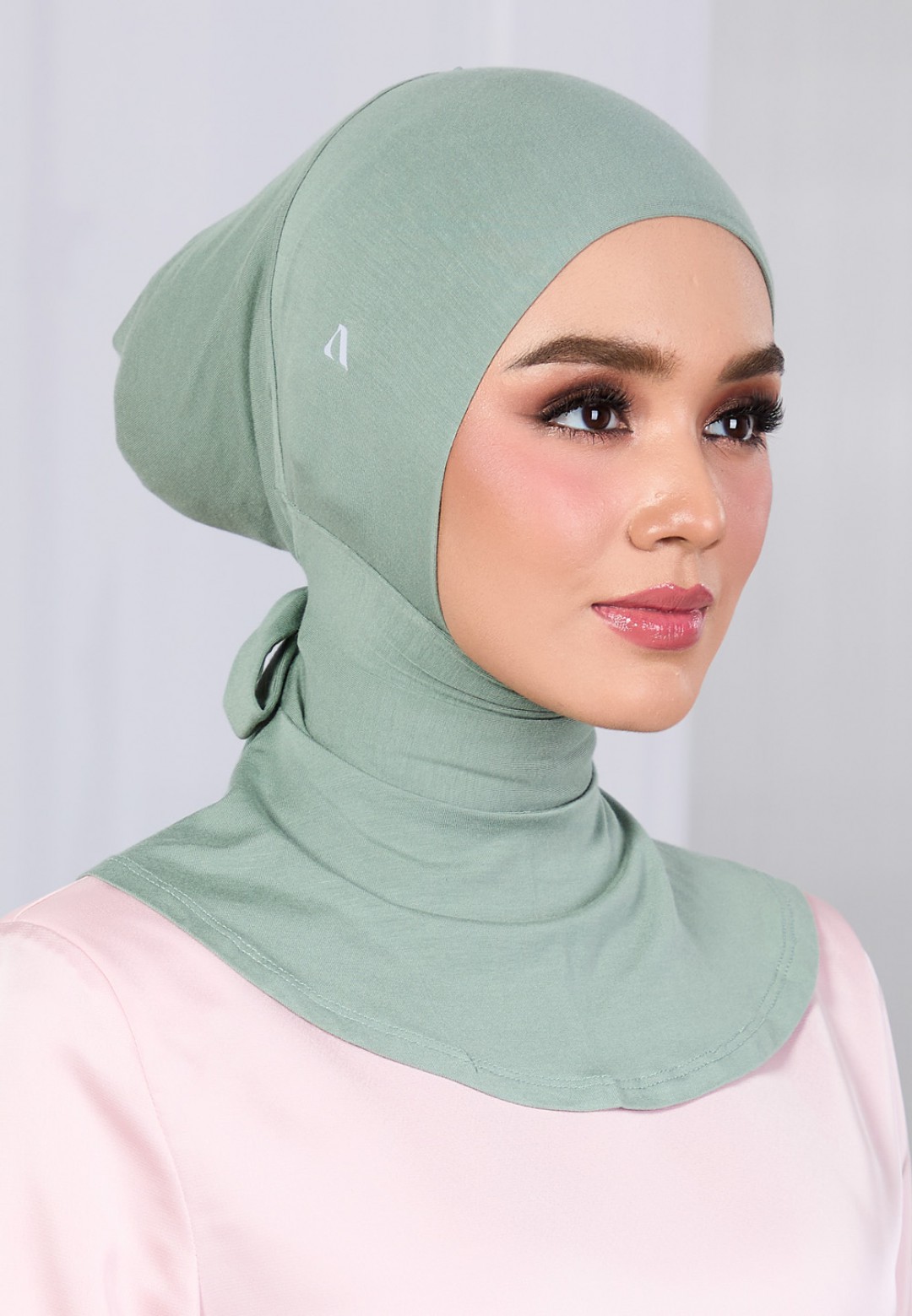 FITTED NECK TIE BACK INNER 79 (VOL III)