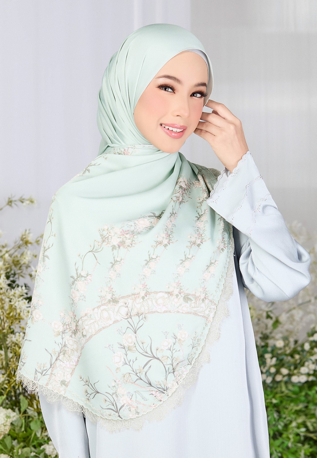 SHAWL AUBREY PTD WITH LACE
